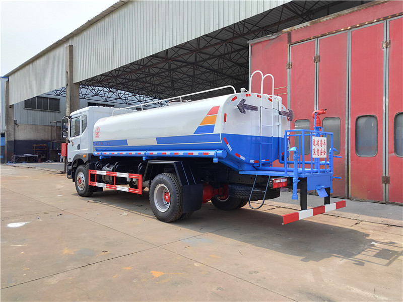 ��(gu��)��15���|�L(f��ng)D9��ˮ܇